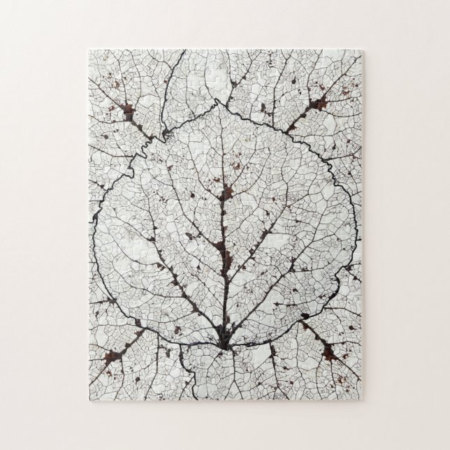 Puzzle Aspen Leaf Skeleton 1 (Vertical)