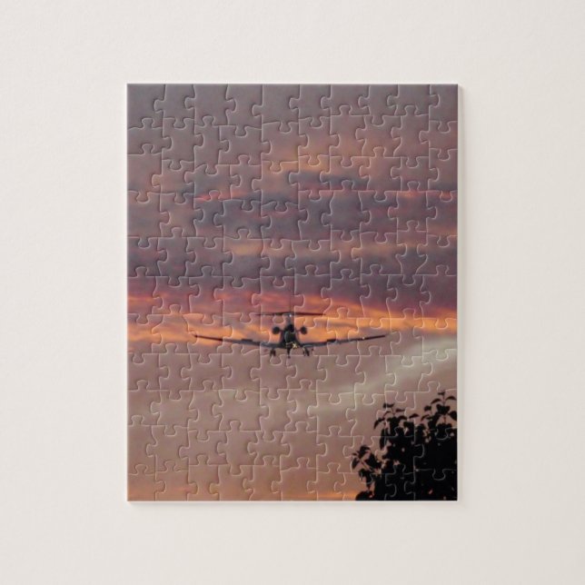 Puzzle Avión Comercial Aterrizando Al Atardecer (Vertical)