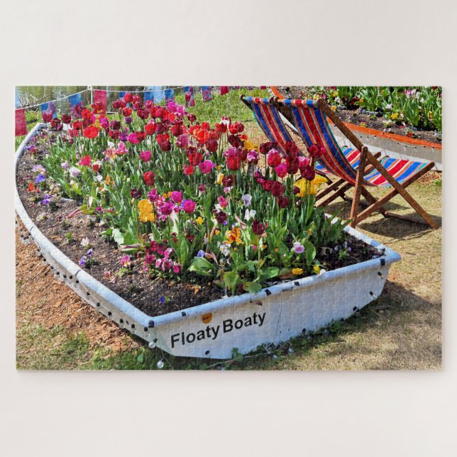 Puzzle Barca llena de flores junto al lago (Horizontal)