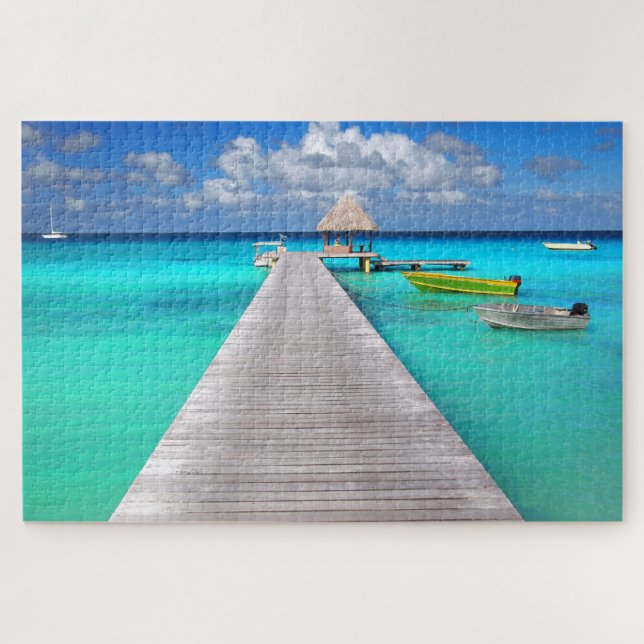 Puzzle Barcos en un embarcadero en una laguna azul (Horizontal)