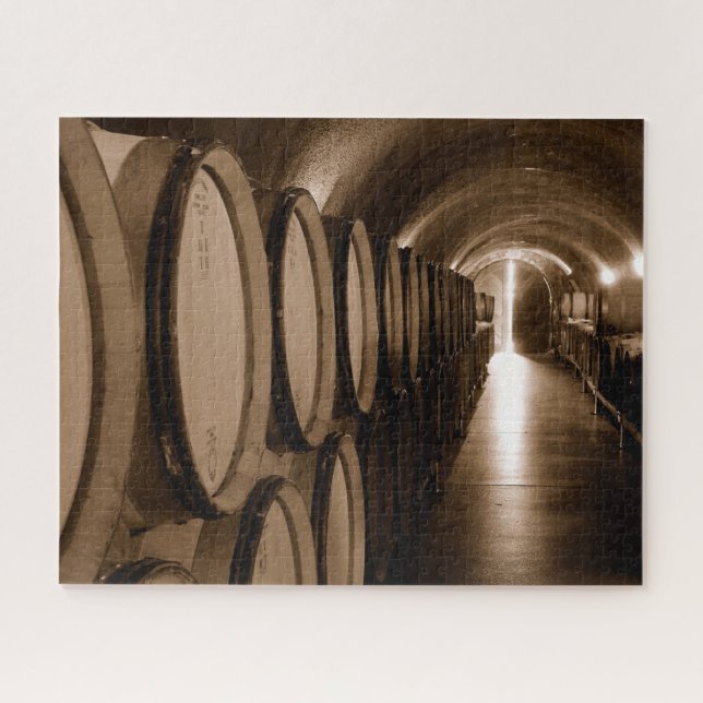 Puzzle Barriles de vino en bodega en Willamette Valley Or (Horizontal)
