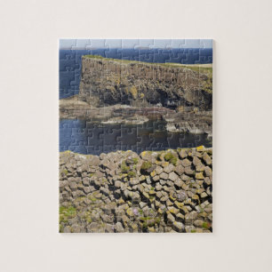 Puzzle basalto poligonal, Staffa, frente a la isla de Mul
