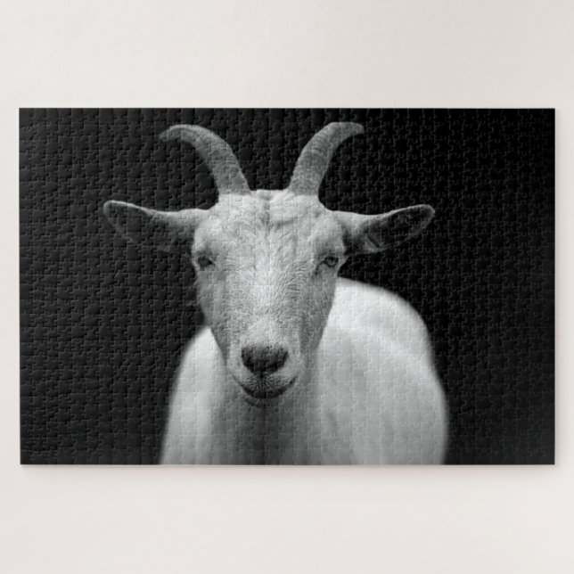 Puzzle Beautiful goat portrait (Horizontal)