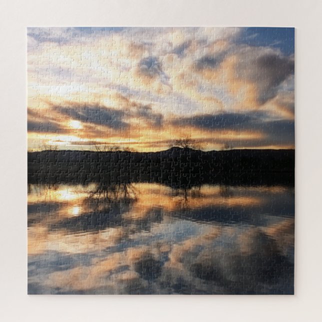 Puzzle Beautiful Winter Sunset over Lake Photo (Vertical)
