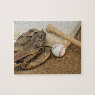 Puzzle Béisbol, mitón, y palo en base