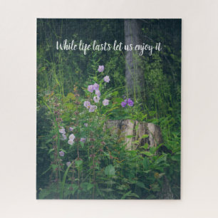 Puzzle Bellflowers en el bosque
