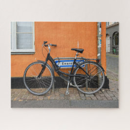 Puzzle Bicicleta negra contra el muro Naranja, Aarhus, Di
