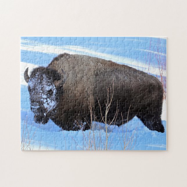 Puzzle Bisonte de Yellowstone de pie en nieve profunda (Horizontal)