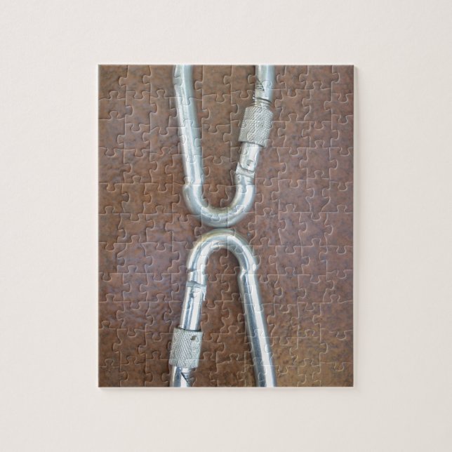 Puzzle Bloqueado: Diseño de bloqueo de carabinero de acer (Vertical)