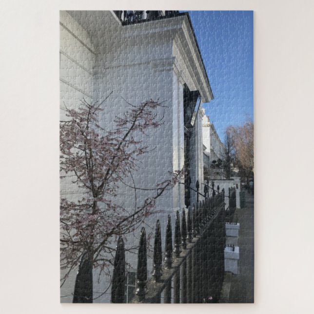 Puzzle Blue Sky and Cherry Blossoms, Chelsea, Londres Rei (Vertical)