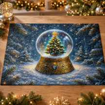 Bola de Nieve de Árbol de Navidad en Bosque Forest