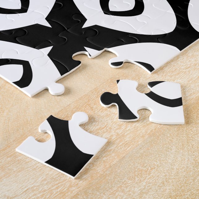 Puzzle Bold Black and White Symmetrical Arabesque Pattern (Lado)