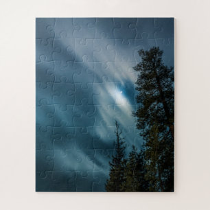 Puzzle Bosque en el cielo nocturno de la luna