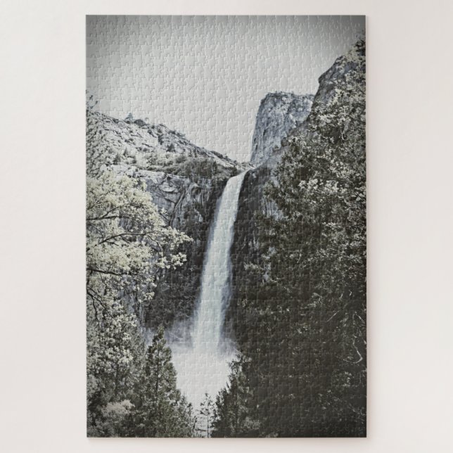 Puzzle Bridaveil Falls - Yosemite - 20x30 - 1014 piezas (Vertical)
