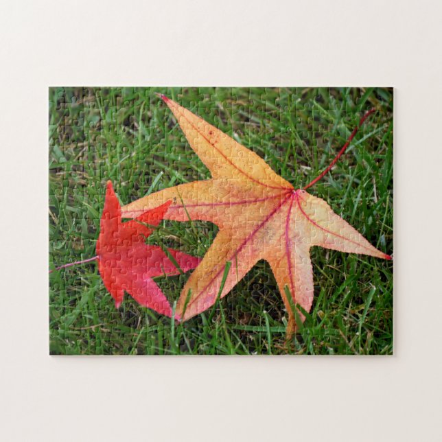 Puzzle Brightly Colorful Maple Leaf (Horizontal)
