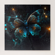 Brillo iridiscente de una mariposa azul vívido