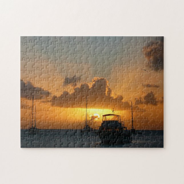 Puzzle Buques y el atardecer en la costa tropical (Horizontal)
