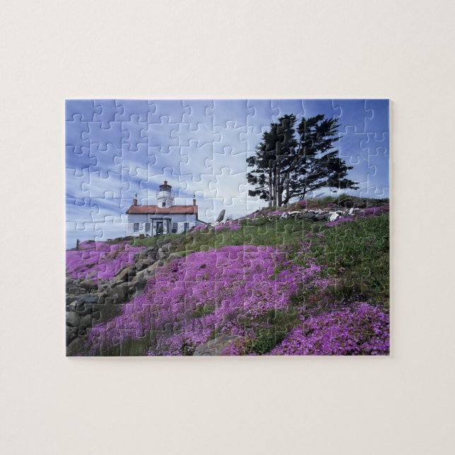 Puzzle CA, Crescent City, faro de Battery Point con (Horizontal)