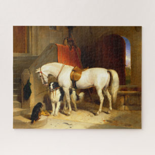 PUZZLE CABALLO BLANCO CON PERROS Y FALCONS EN ESTABLE