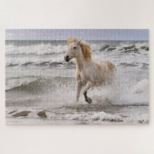 Puzzle Caballo Camargue saliendo del oleaje