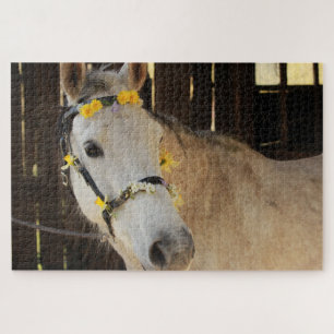 Puzzle Caballo con flores en el hombro