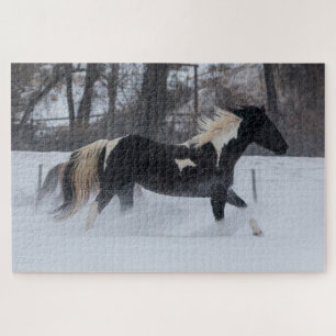 Puzzle Caballo corriendo por la nieve