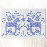 Puzzle Caballo de dala sueco azul y blanco<br><div class="desc">Un diseño tradicional sueco de Caballo de Dala en azul y blanco. ...  Arte original de Nic Squirrell.</div>