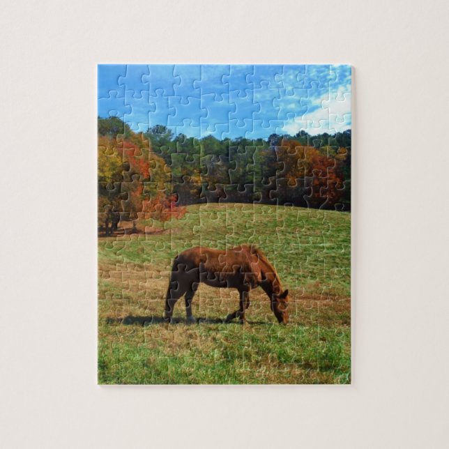 Puzzle Caballo marrón rojo, árboles caídos, cielos azules (Vertical)
