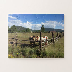 Puzzle Caballos en la cerca de riel hendido Fotografía
