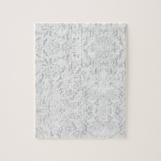 Puzzle Caer en un encaje blanco (Vertical)