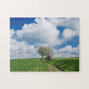 Puzzle Camino de tierra y manzanos