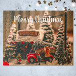 Puzzle Camión Rojo de la tienda navideña de árboles vinta<br><div class="desc">Personalizar el texto y crea fácilmente el rompecabezas de sus Navidades personalizados. Haga clic en EDITAR DISEÑO y, a continuación, seleccione TEXTO para cambiar el tamaño o el color del texto. Puede TRANSFERIR este DISEÑO a otros productos de Zazzle y ajustarlo para que se ajuste a la mayoría de los...</div>