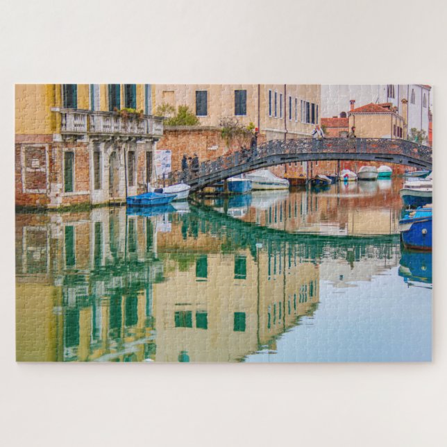 Puzzle Canal de Venecia y puente con reflectores, Italia (Horizontal)