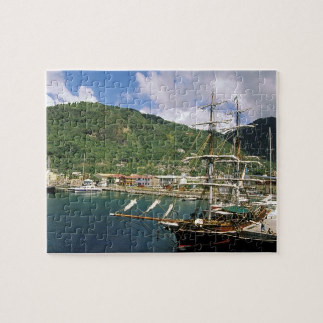 Puzzle Caribe, Santa Lucía, Soufriere. Barcos en (Horizontal)
