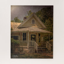 Casa de madera con porche en un día soleado