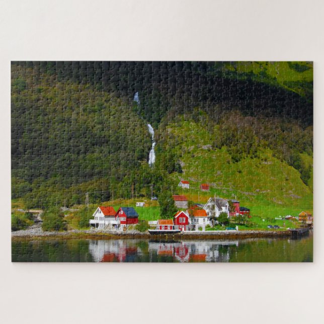 Puzzle Cascada de Fjord noruego Escandinavia. (Horizontal)