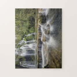 Puzzle Cascada en el bosque