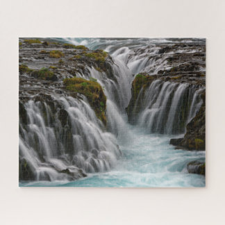 Puzzle Catarata de Bruarfoss intensamente azul en Islandi