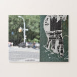Puzzle Central Park West NYC Boxing Flyer Photography<br><div class="desc">El diseño presenta una fotografía original en color de un volante de boxeo en un poste a lo largo de Central Park West. Fotografía en el Upper West Side de Manhattan, NYC. En esta tienda también hay muchas otras fotografías de la ciudad de Nueva York. ¿No ves exactamente lo que...</div>