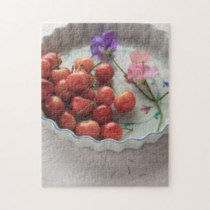 Puzzle Cerezas y guisantes dulces en plato de tartas
