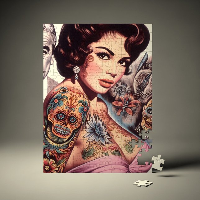 Puzzle Chica Retro Tatuada (Subido por el creador)