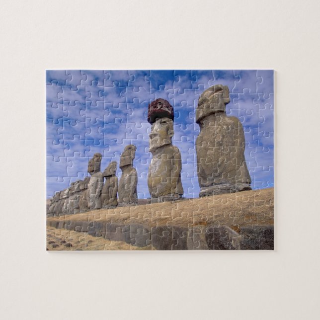Puzzle Chile, Isla de Pascua. Los 15 Moais en Ahu (Horizontal)