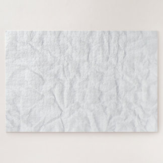 Puzzle chiste machacado de papel blanco