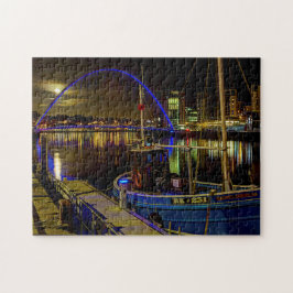 Puzzle Cielo iluminado por la luna sobre el río Newcastle