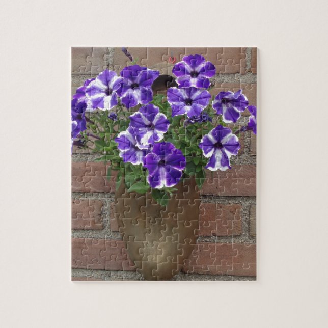 Puzzle Clog holandés con violeta azul morado en la pared (Vertical)