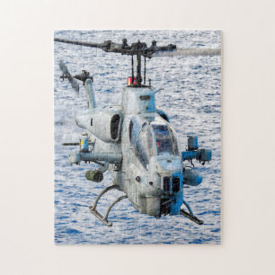 Puzzle COBRA SUPER AH-1W (11x14 PULGADAS)