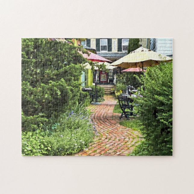 Puzzle Cold Spring NY - Comida al aire libre en el patio (Horizontal)