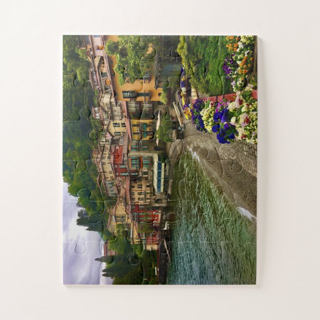 Puzzle Colorful Towns | Varenna on Lake Como (Vertical)