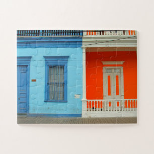Puzzle Colorida calle Iquique 30-pc