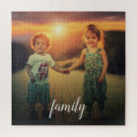 Puzzle Crear su propio guión de foto familiar<br><div class="desc">Haz tu propio rompecabezas de fotos familiares más hermoso. Rompecabezas de rompecabezas de fotos de personalizado. Puedes personalizarlo y agregar tu foto más hermosa. ¡Muy divertido!</div>
